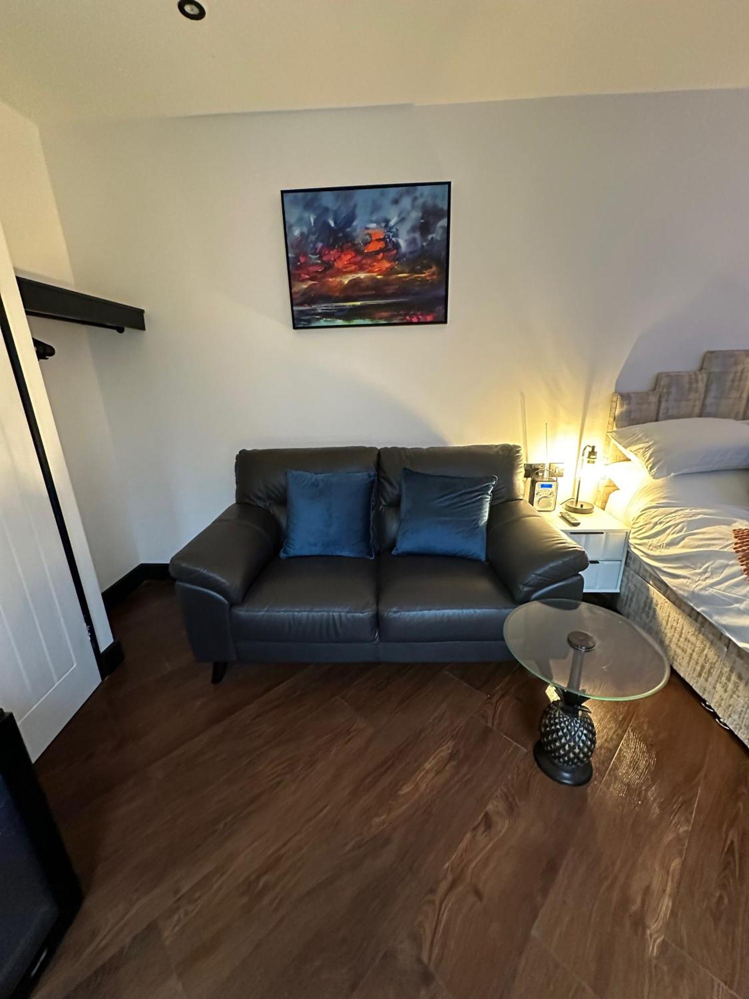 The Cottage Hideout Upholland Экстерьер фото